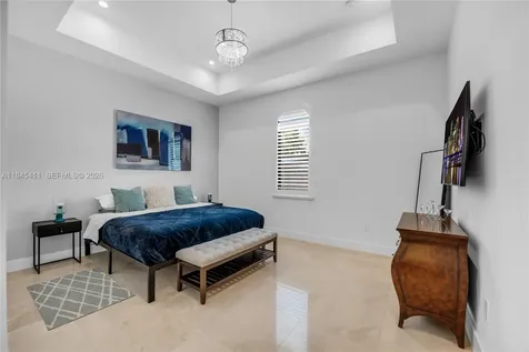 331 SW 124th Avenue Miami FL 33184