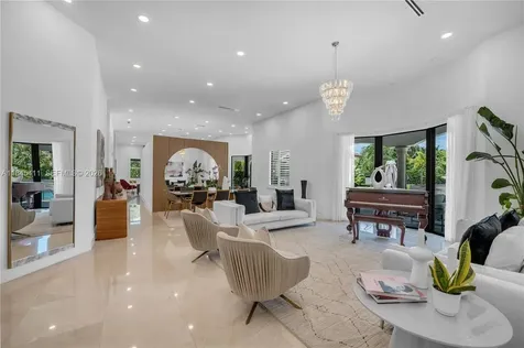 331 SW 124th Avenue Miami FL 33184