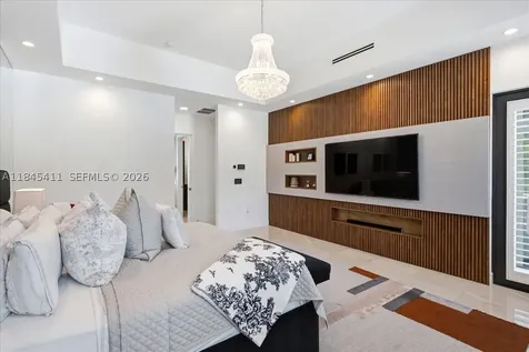 331 SW 124th Avenue Miami FL 33184
