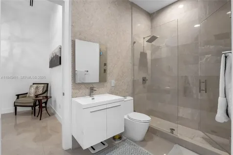 331 SW 124th Avenue Miami FL 33184
