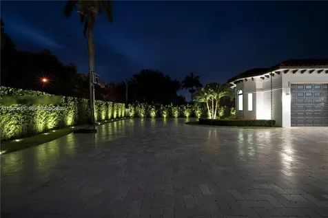 331 SW 124th Avenue Miami FL 33184