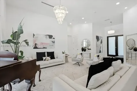 331 SW 124th Avenue Miami FL 33184