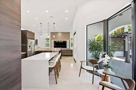 331 SW 124th Avenue Miami FL 33184