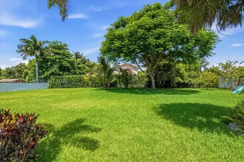 331 SW 124th Avenue Miami FL 33184