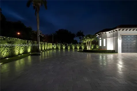 331 SW 124th Avenue Miami FL 33184
