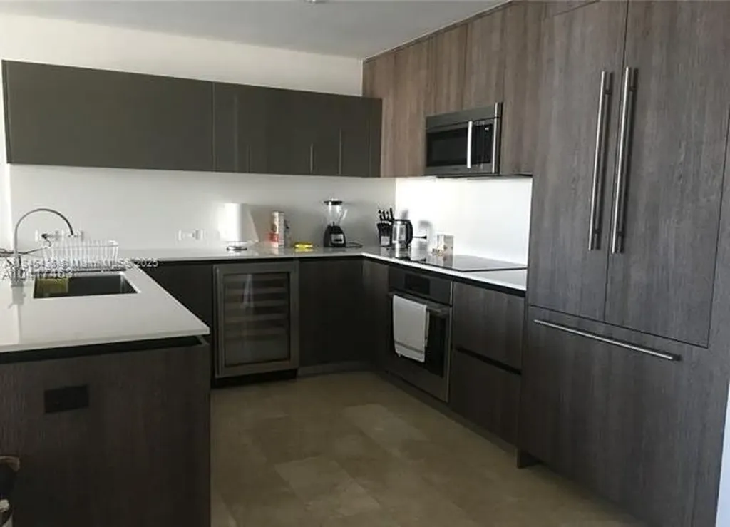 88 SW 7th Street Miami FL 33130