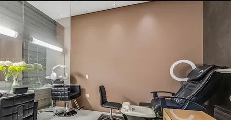 88 SW 7th Street Miami FL 33130