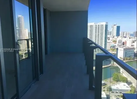 88 SW 7th Street Miami FL 33130