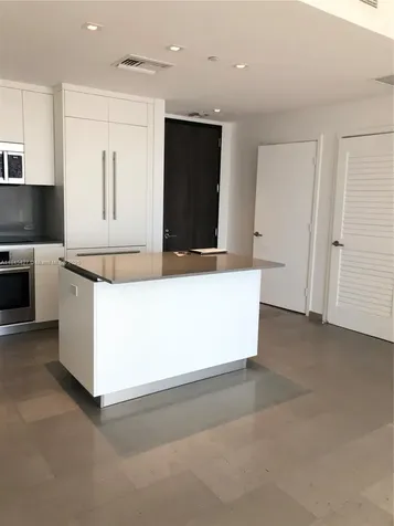 88 SW 7th Street Miami FL 33130