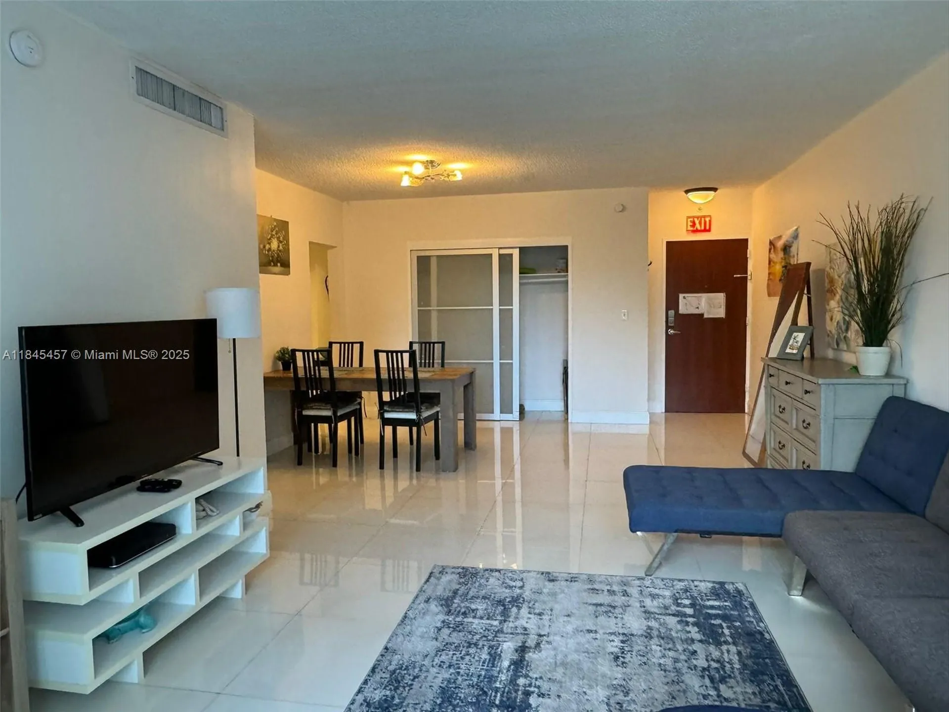 3901 S Ocean Drive Hollywood FL 33019