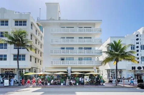 1024 Ocean Drive Miami Beach FL 33139