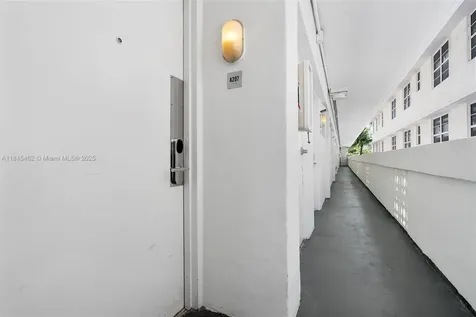 1024 Ocean Drive Miami Beach FL 33139