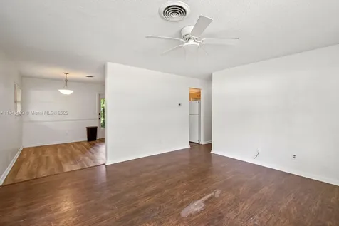 1031 NE 39th Court Ocala FL 34470