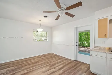 1031 NE 39th Court Ocala FL 34470