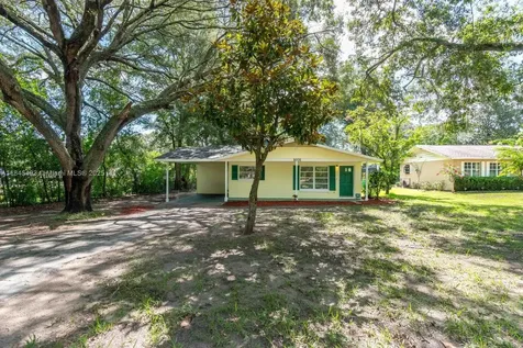 1031 NE 39th Court Ocala FL 34470