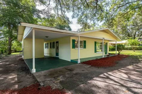 1031 NE 39th Court Ocala FL 34470