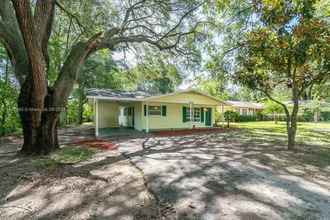 1031 NE 39th Court Ocala FL 34470