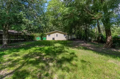 1031 NE 39th Court Ocala FL 34470