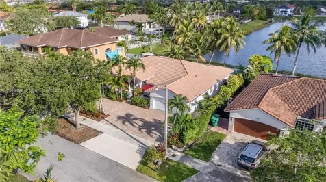 15114 SW 35th Terrace Miami FL 33185