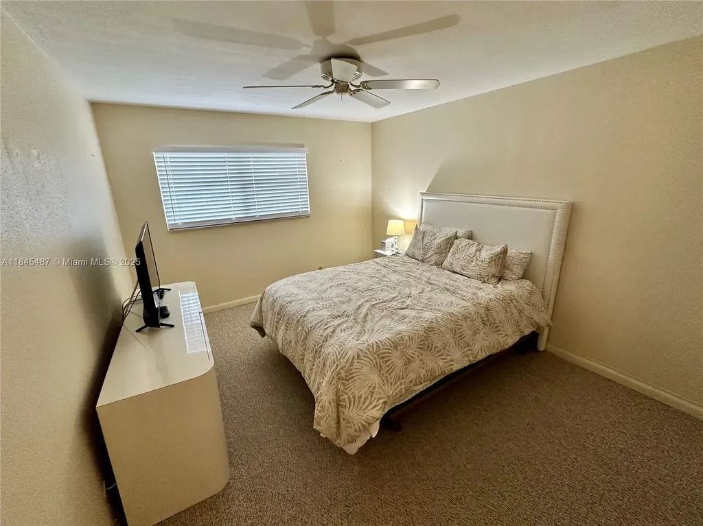 524 Monaco K Delray Beach FL 33446