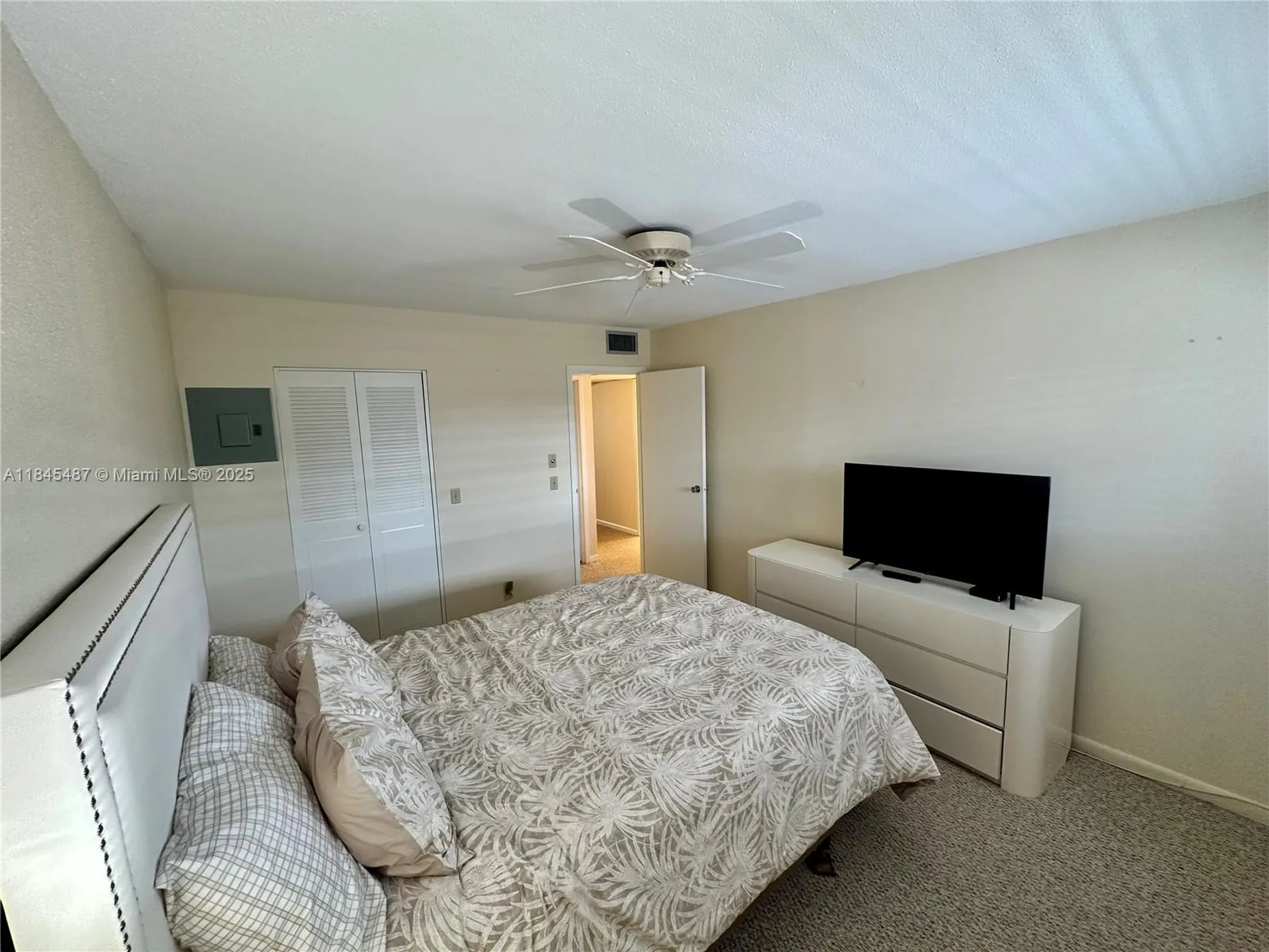 524 Monaco K Delray Beach FL 33446