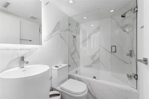1800 Sunset Harbour Drive Miami Beach FL 33139