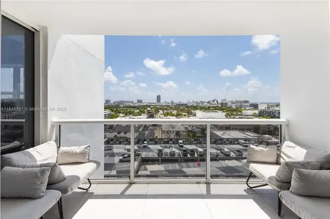 1800 Sunset Harbour Drive Miami Beach FL 33139