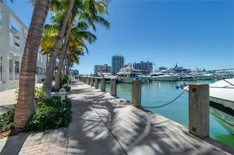 1800 Sunset Harbour Drive Miami Beach FL 33139