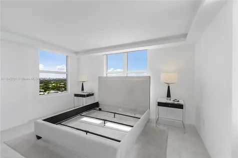 1800 Sunset Harbour Drive Miami Beach FL 33139