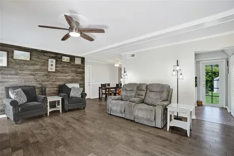 7909 NW 73rd Avenue Tamarac FL 33321
