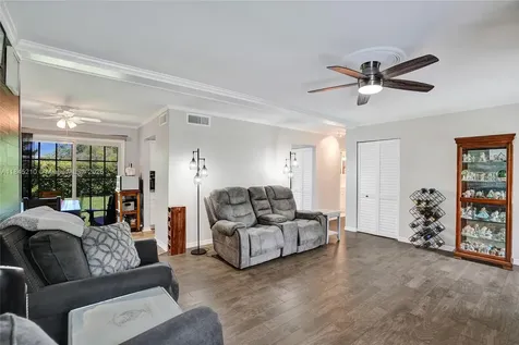 7909 NW 73rd Avenue Tamarac FL 33321