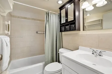 7909 NW 73rd Avenue Tamarac FL 33321