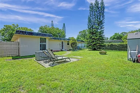 7909 NW 73rd Avenue Tamarac FL 33321