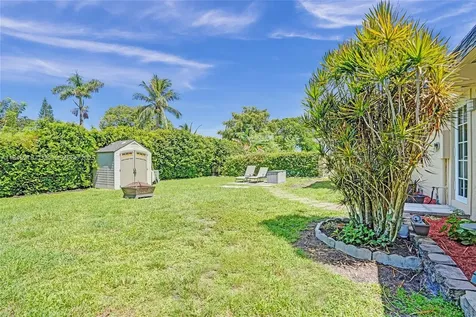 7909 NW 73rd Avenue Tamarac FL 33321