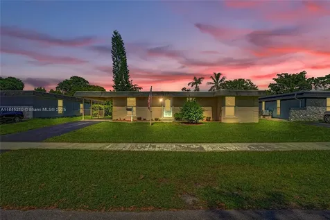 7909 NW 73rd Avenue Tamarac FL 33321