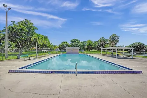 7909 NW 73rd Avenue Tamarac FL 33321