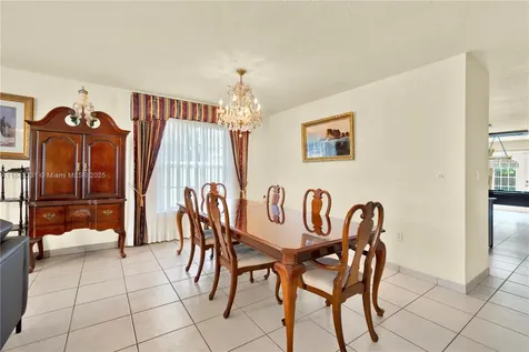 8671 SW 200th Street Cutler Bay FL 33189