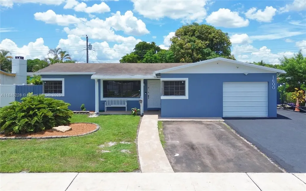 1600 N 73rd Avenue Hollywood FL 33024