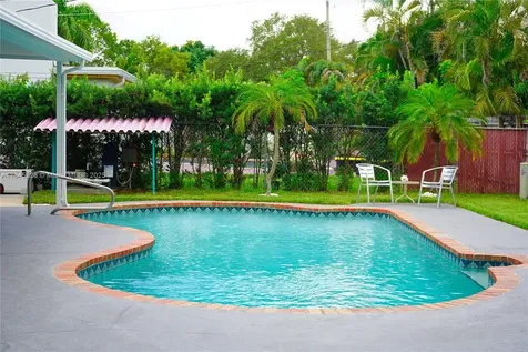 1600 N 73rd Avenue Hollywood FL 33024