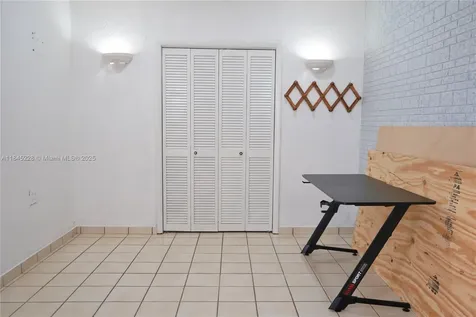 1600 N 73rd Avenue Hollywood FL 33024