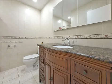 1600 N 73rd Avenue Hollywood FL 33024