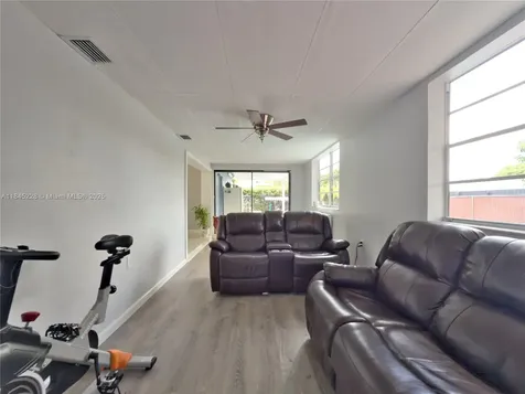 1600 N 73rd Avenue Hollywood FL 33024