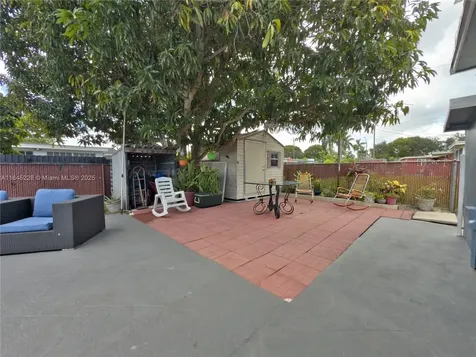 1600 N 73rd Avenue Hollywood FL 33024