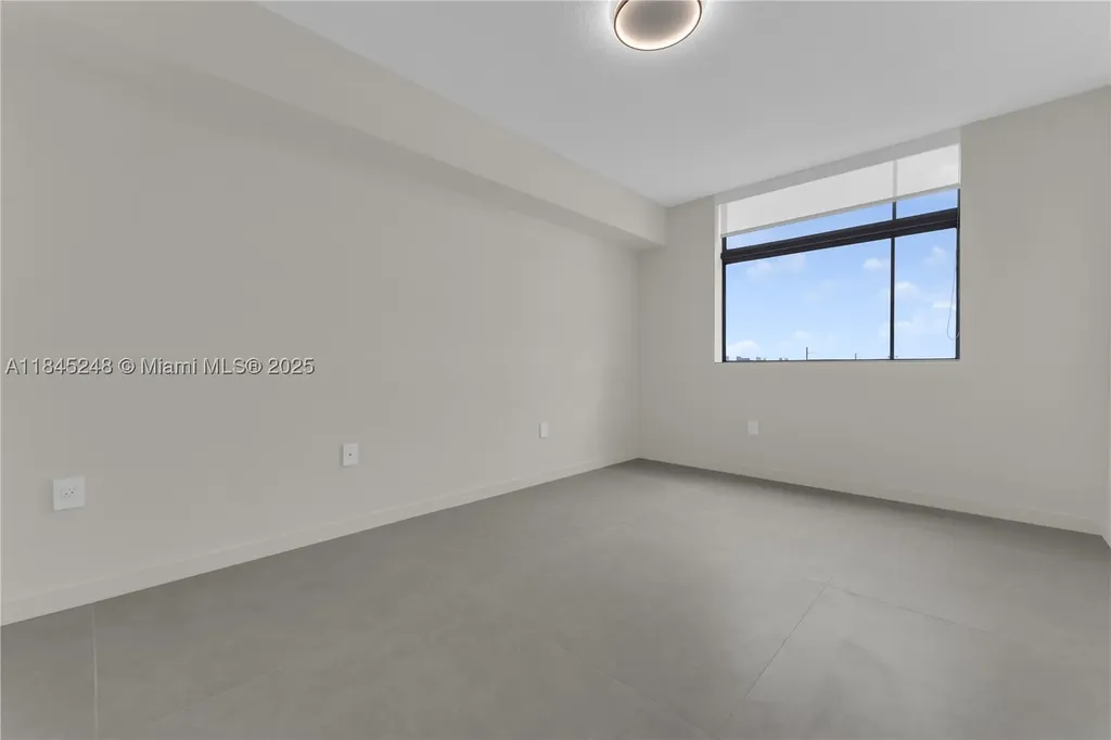 140 S Dixie Highway Hollywood FL 33020