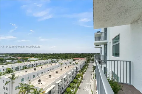 140 S Dixie Highway Hollywood FL 33020