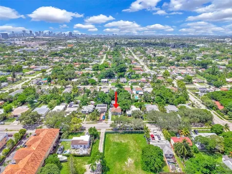 2318 Washington Street Hollywood FL 33020