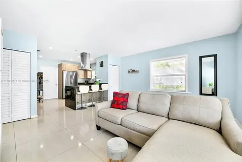 2318 Washington Street Hollywood FL 33020