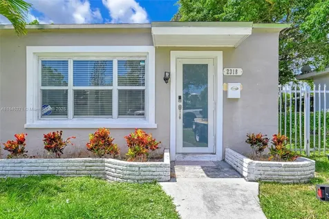 2318 Washington Street Hollywood FL 33020