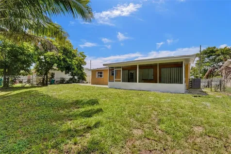 4331 NW 27th Street Lauderhill FL 33313