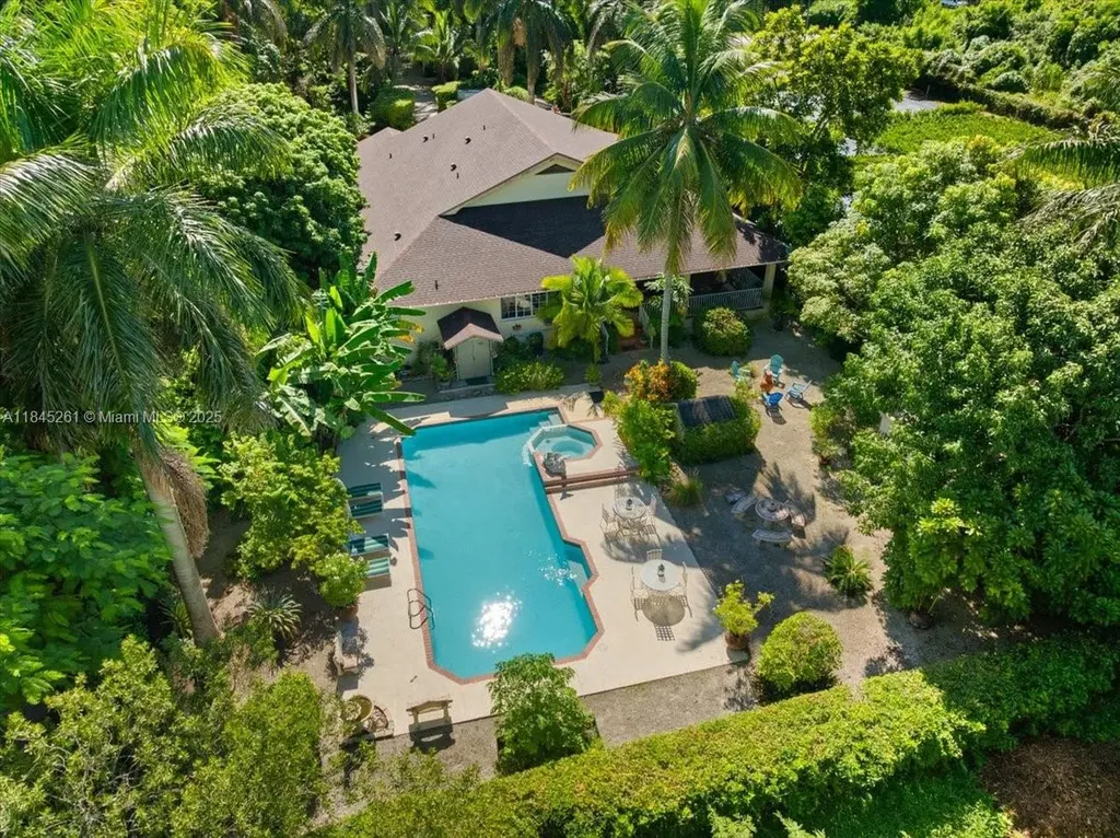 23600 SW 187th Avenue Homestead FL 33031